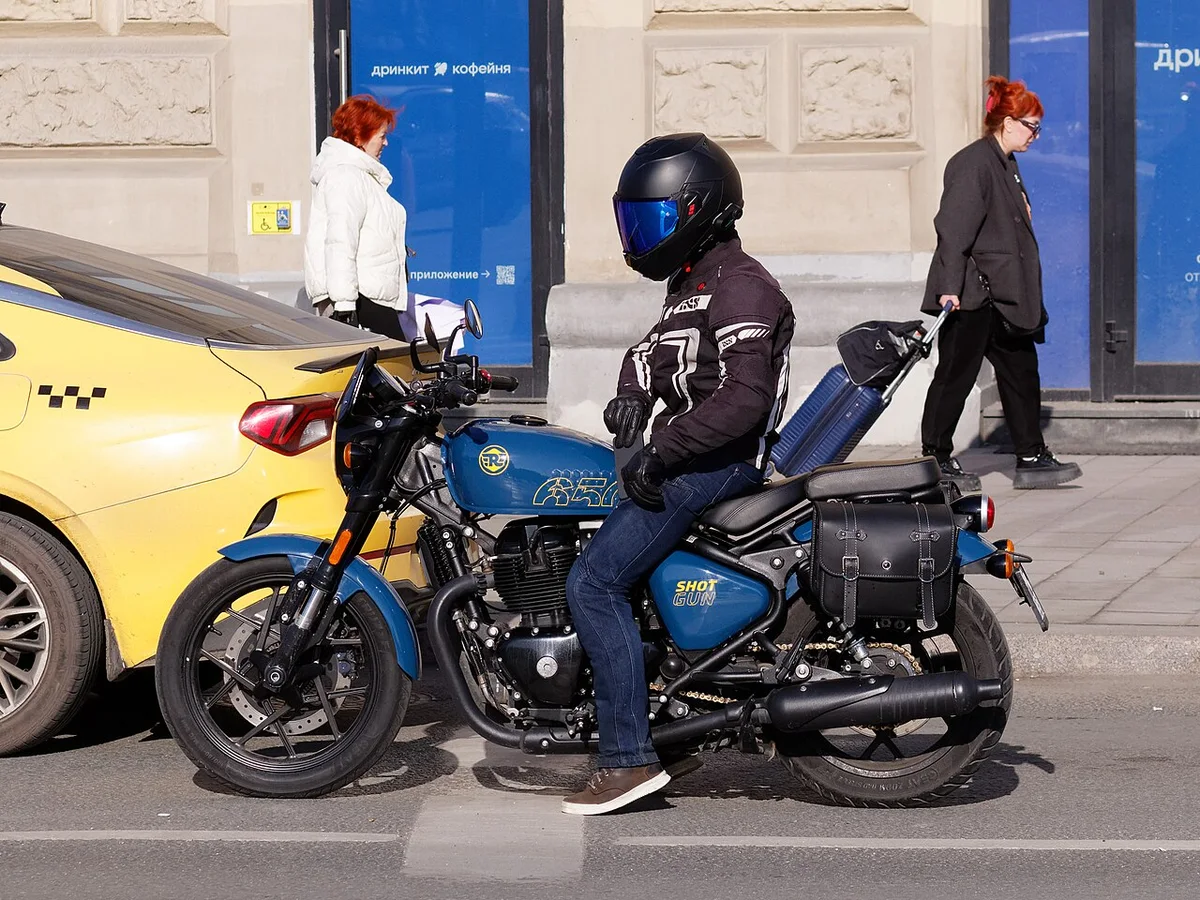 Royal Enfield Shotgun 650